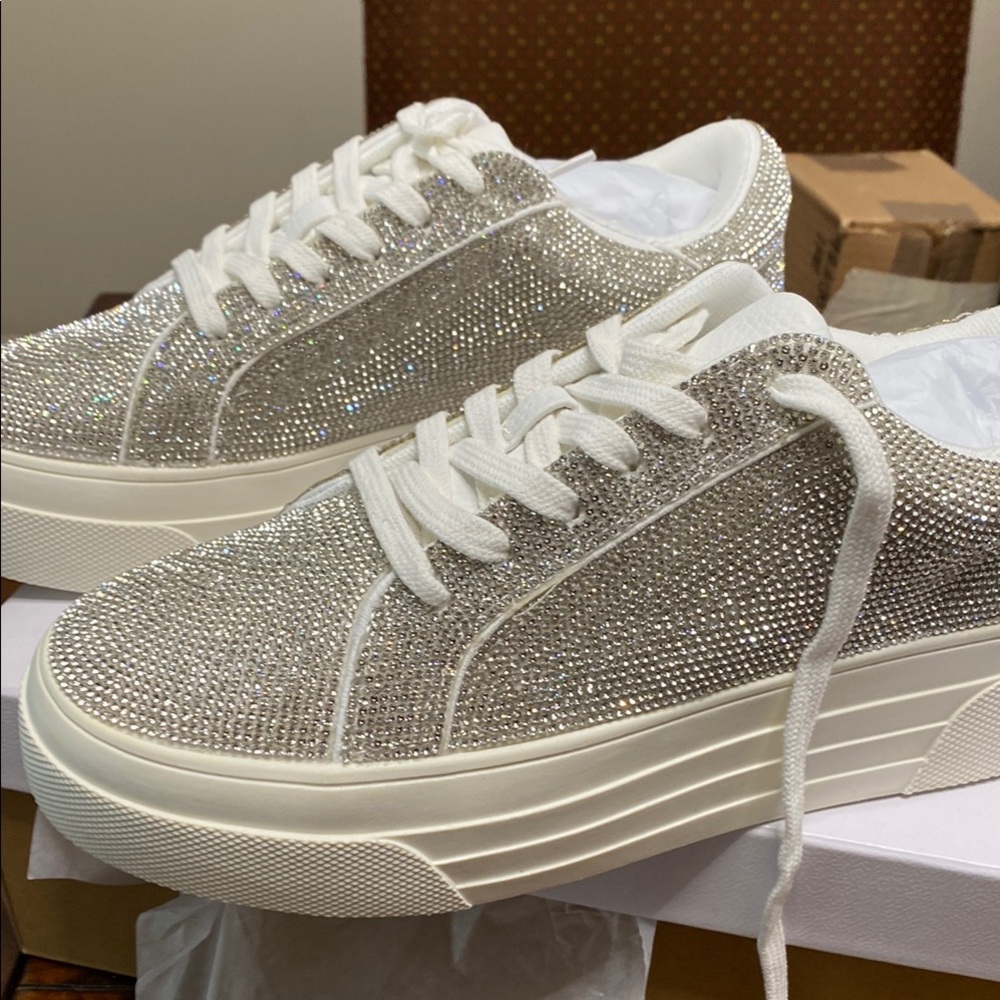 Elegant White and Silver Women's Sneakers by Jessica Simpson - Picture 3 of 7